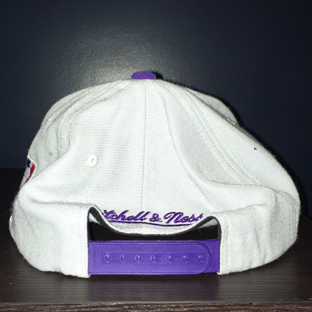 Lakers SnapBack - Picture 2 of 2